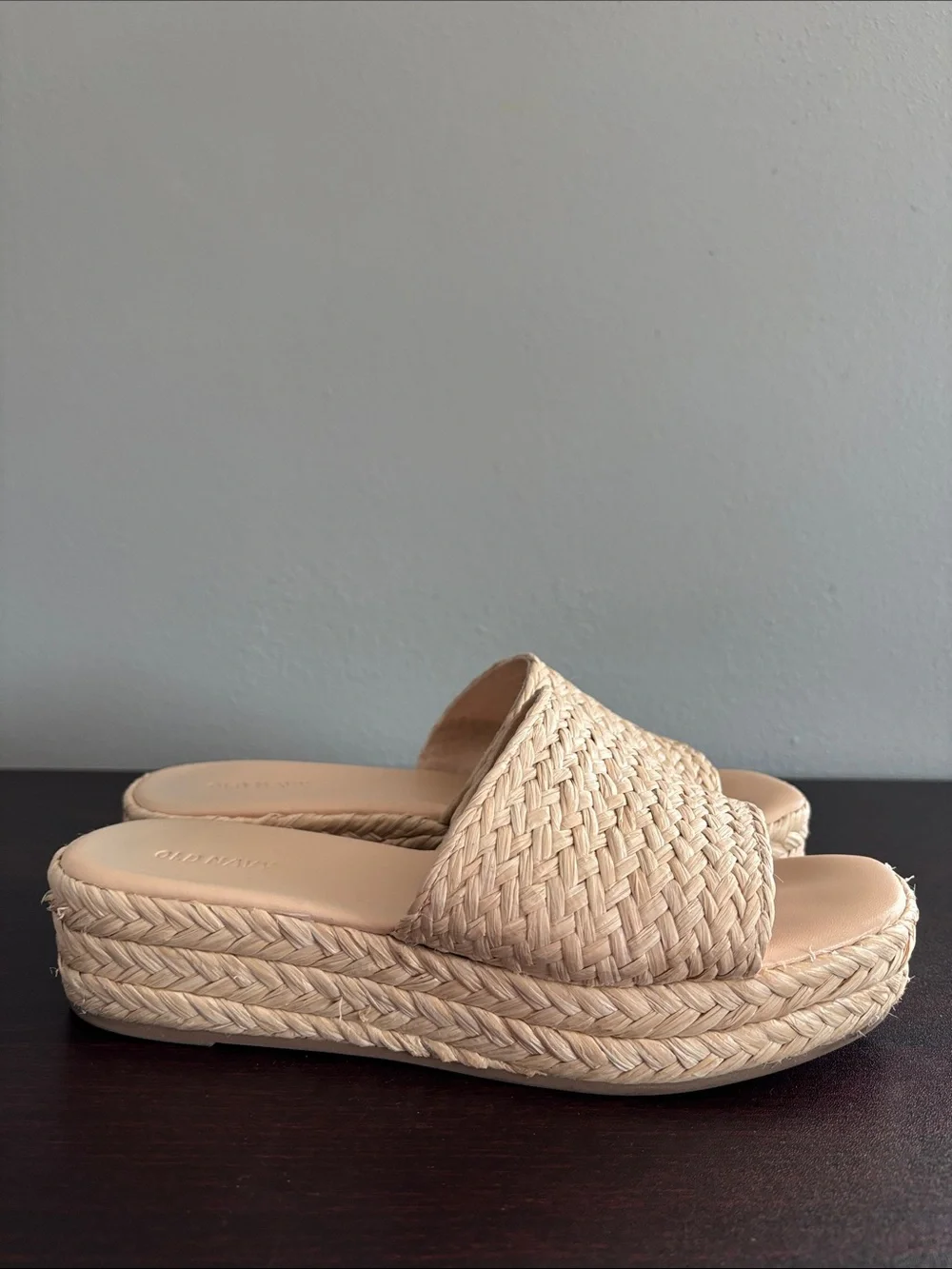 Old Navy Natural Woven Platform Slide Sandals